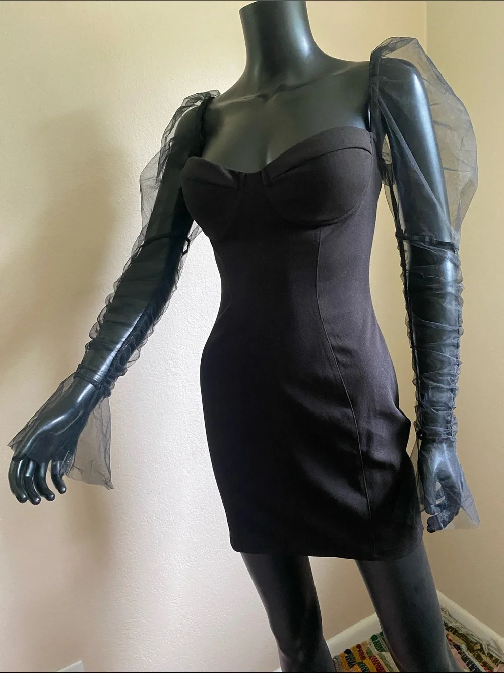 L’VOW STUDIO chic black